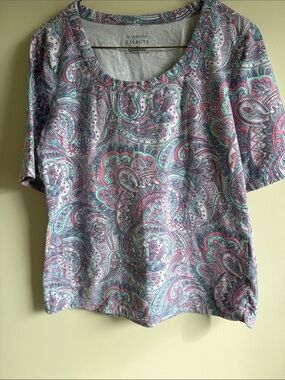 Talbots Pink Paisley Scoop Neck Short Sleeve Top with Teal Accents